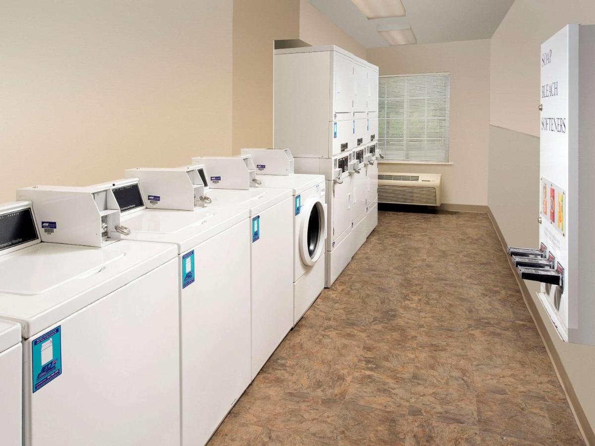 Woodspring Suites Louisville Clarksville Eksteriør bilde